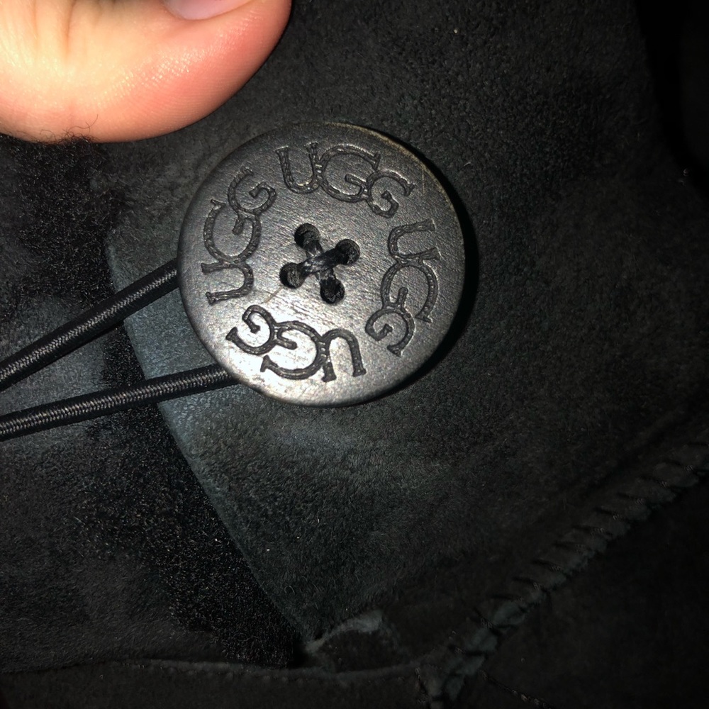 Short Black Button Uggs